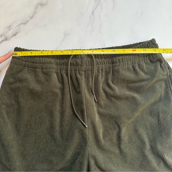 Girl Crush Gang US M Olive Corduroy Joggers - Picture 11 of 16